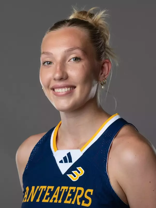 Head shot of Alleah Hanson in blue jersey