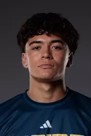 Kenshi Pivernetz headshot 2026
