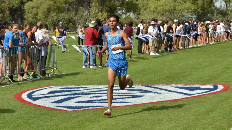 Eleven Bruins Earn Pac-12 Academic Honors