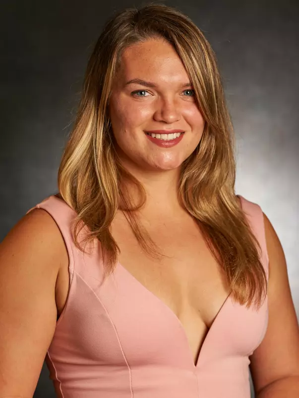 Torie Owers 2017 head shot