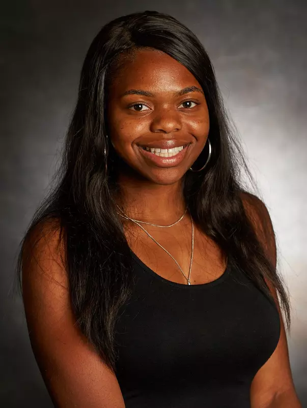 Pattrianna Perry 2017 head shot