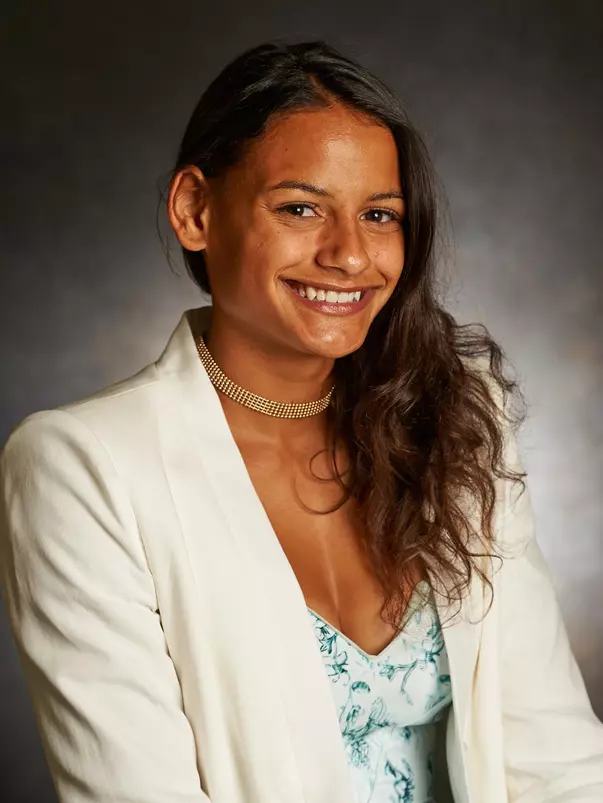 Jasmine Stauffacher-Gray 2017 head shot