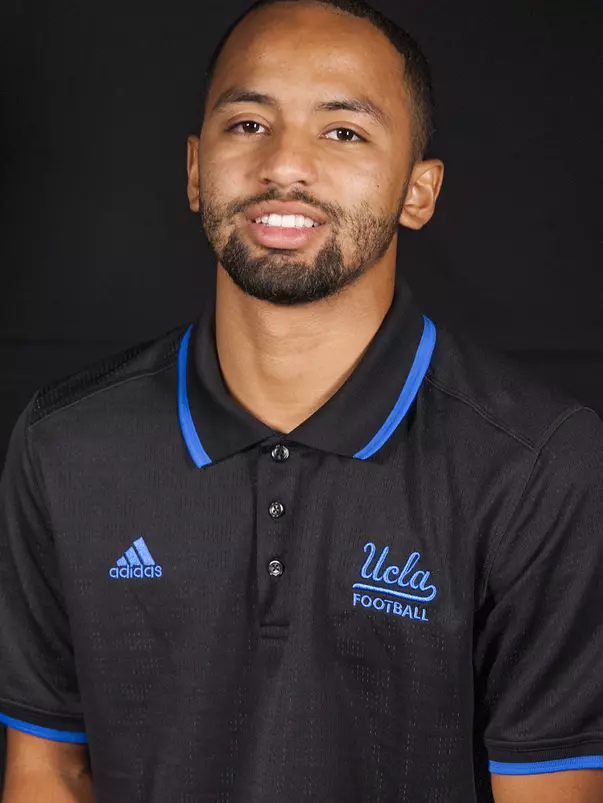 Alvoid Bennett 2016 headshot