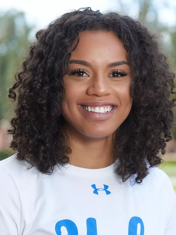 Izzy Carmona 2018 Head Shot