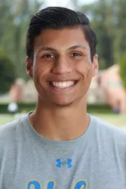 Isaiah Holmes 2018 Head Shot