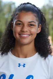 Mikella Lefebvre-Oatis 2018 Head Shot
