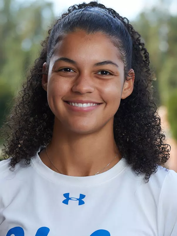 Mikella Lefebvre-Oatis 2018 Head Shot