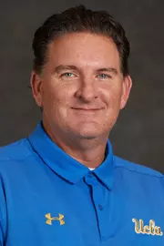 Angus McClure