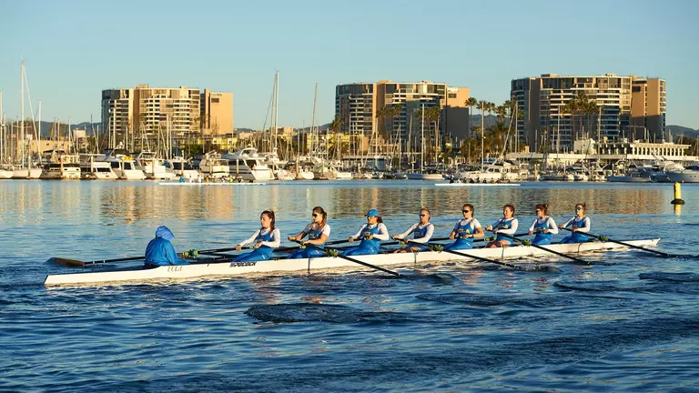 Women's Rowing Prepares for Pac-12 Championships