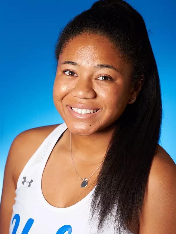 Gabby Andrews (Photo: Don Liebig)