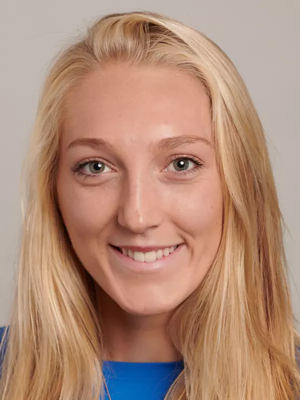 Saskia Budgett, 2019 rowing headshot