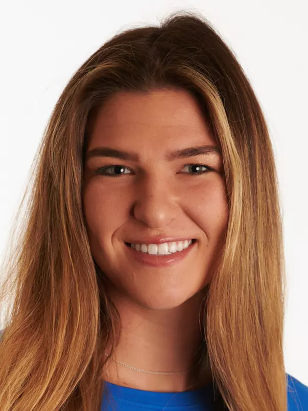 Shelby Meksto, 2019 women's rowing headshot