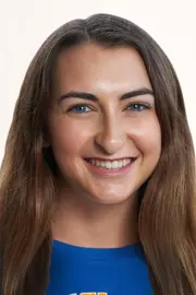 Sarah Holloway, 2019 women's rowing headshot