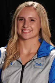 Chloe Lashbrooke 2021 Head Shot