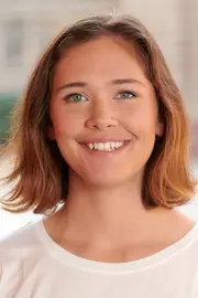 Fiona Buzzard, rowing headshot