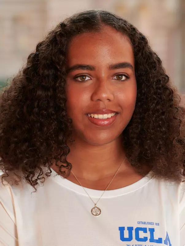 Alona Clark, rowing headshot
