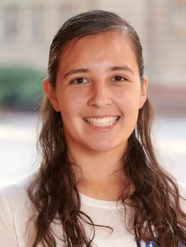 Grace Elias, rowing headshot