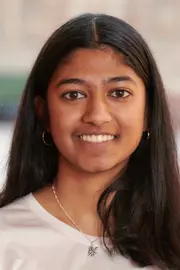 Aarti Kishore Jain, rowing headshot