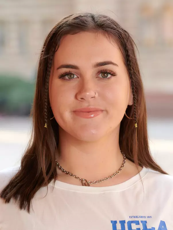 Maddy Nutting, rowing headshot