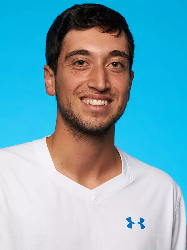 Mathew Tsolakyan (Photo: Don Liebig)