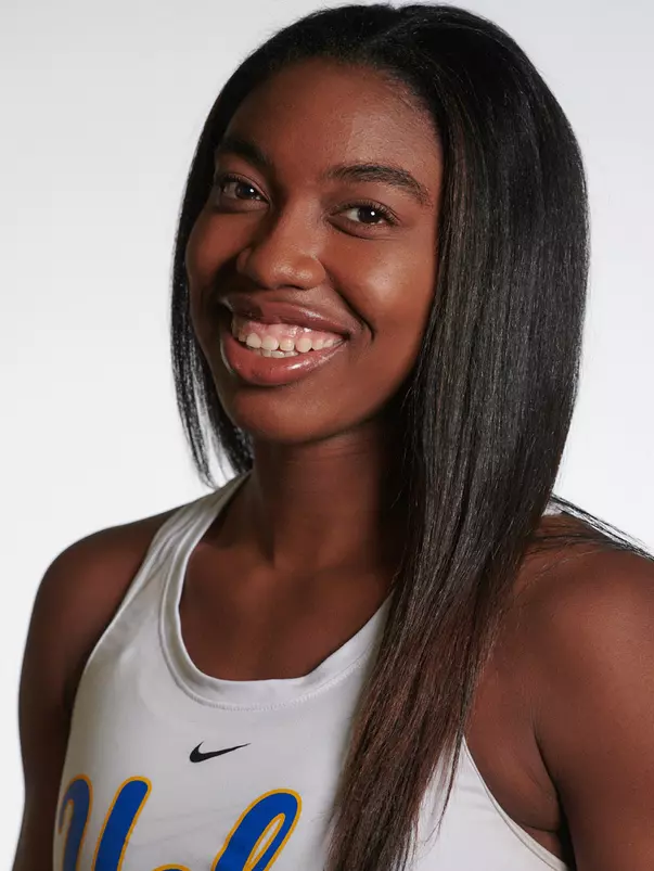 UCLA Athletics - 2022 UCLA Women's Gymnastics Media Day portraits and poster photos.  UCLA, Los Angeles, CA.
November 11th, 2020
Copyright Don Liebig/ASUCLA
Campbell_Chae_020.NEF