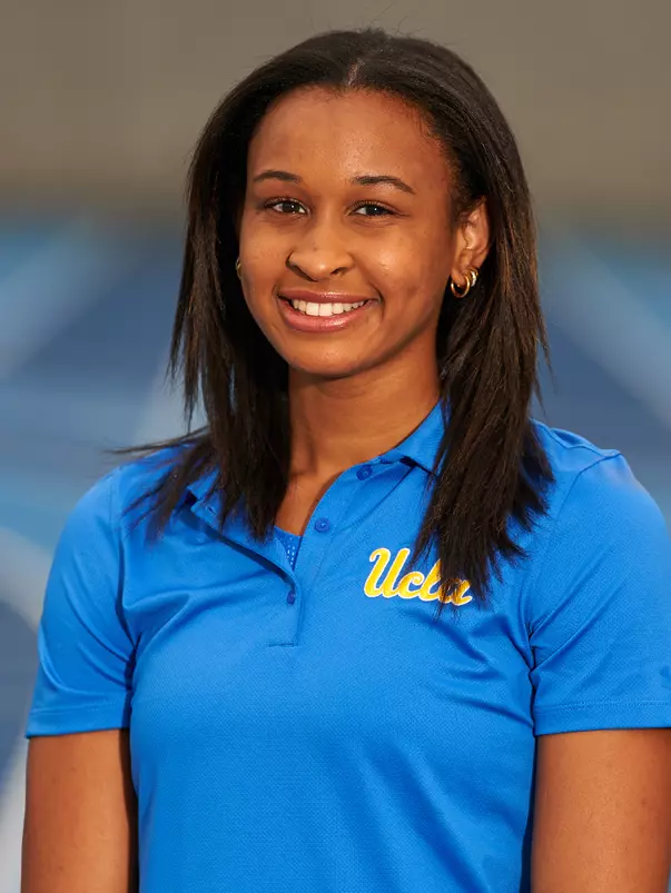 UCLA Athletics - 2020-2021 UCLA Track and Field athlete portraits, UCLA, Los Angeles, CA.
January 30th, 2021
Copyright Don Liebig/ASUCLA
Hinds_Jade_002.NEF