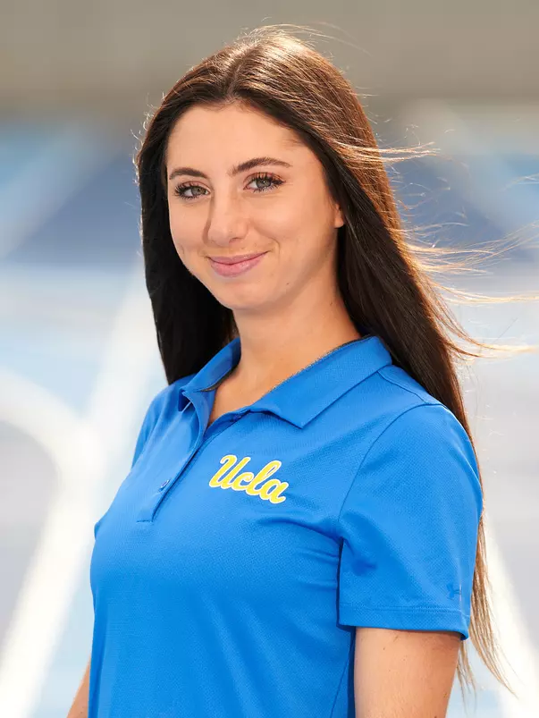 UCLA Athletics - 2020-2021 UCLA Track and Field athlete portraits, UCLA, Los Angeles, CA.
January 30th, 2021
Copyright Don Liebig/ASUCLA
Loren_Kira_005.NEF