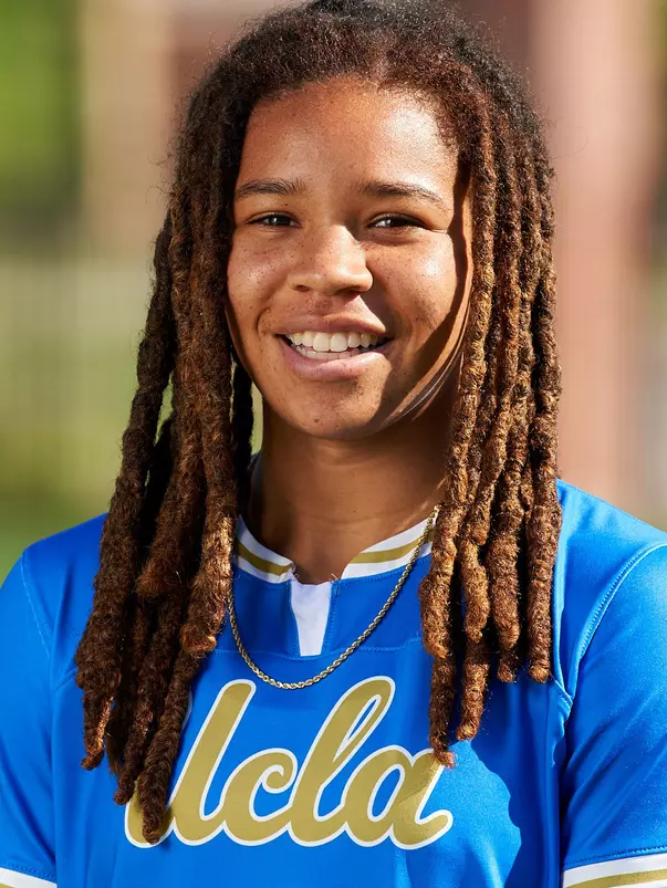UCLA Athletics - Spring 2021 UCLA Women’s Soccer media day portraits, poster shots and social media images. UCLA, Los Angeles, CA.
January 16th, 2021
Copyright Don Liebig/ASUCLA
Fishel_Mia_001.NEF