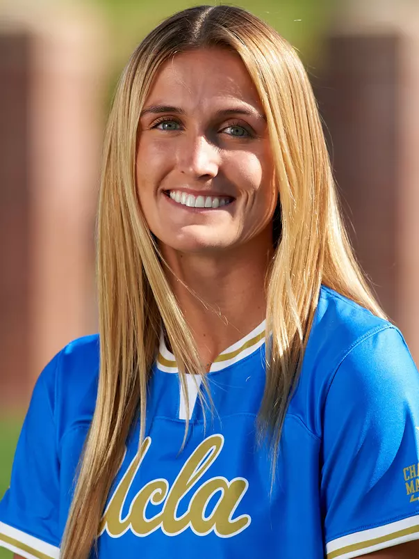 UCLA Athletics - Spring 2021 UCLA Women’s Soccer media day portraits, poster shots and social media images. UCLA, Los Angeles, CA.
January 16th, 2021
Copyright Don Liebig/ASUCLA
Kerr_Kylie_003.NEF