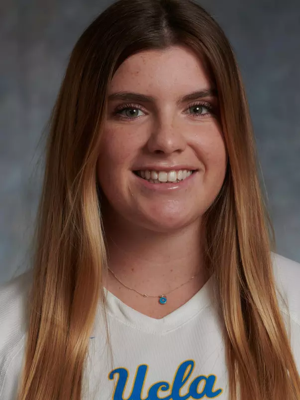 UCLA Athletics - 2021 UCLA Women's Volleyball Media Day Portraits, UCLA, Los Angeles, CA.August 21st, 2021Copyright Don Liebig/ASUCLABarry_Kelli_0006.NEF