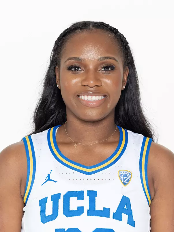 Charisma Osborne Headshot