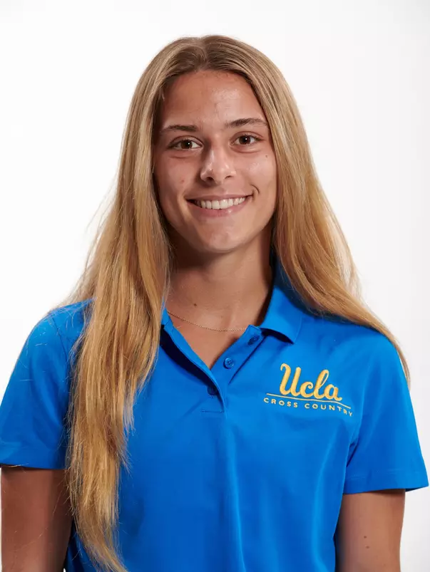 UCLA Athletics - 2022 UCLA Men's and Women's Cross Country Media Day, portraits and team photos, UCLA, Los Angeles, , CA.September 28th, 2022Copyright Don Liebig/ASUCLABrowne_Bella_05.NEF