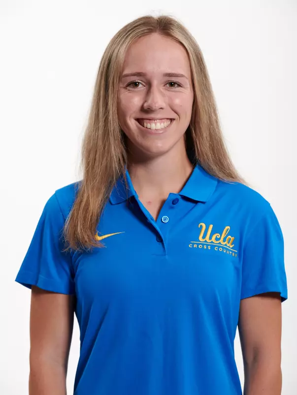 UCLA Athletics - 2022 UCLA Men's and Women's Cross Country Media Day, portraits and team photos, UCLA, Los Angeles, , CA.September 28th, 2022Copyright Don Liebig/ASUCLACorsinita_Carly_04.NEF