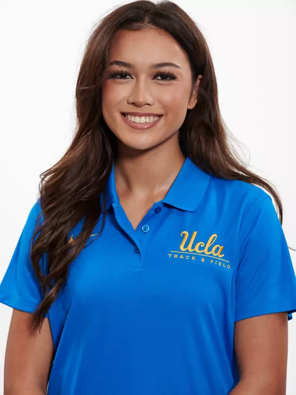 Sophia Hartwell 2022-23 Head Shot