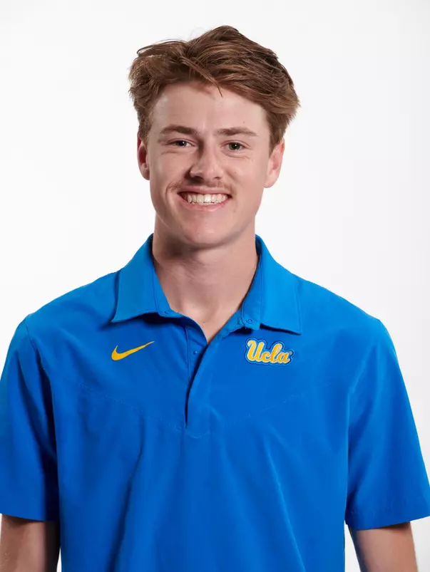 UCLA Athletics - 2022 UCLA Men's and Women's Cross Country Media Day, portraits and team photos, UCLA, Los Angeles, , CA.September 28th, 2022Copyright Don Liebig/ASUCLAMcMahon_Staggs_Ronan_03.NEF