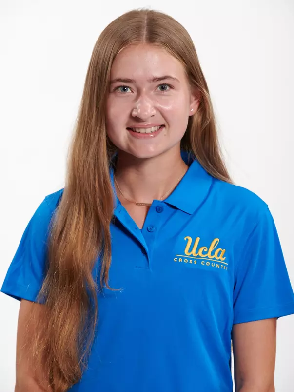 UCLA Athletics - 2022 UCLA Men's and Women's Cross Country Media Day, portraits and team photos, UCLA, Los Angeles, , CA.September 28th, 2022Copyright Don Liebig/ASUCLASalz_Annika_03.NEF
