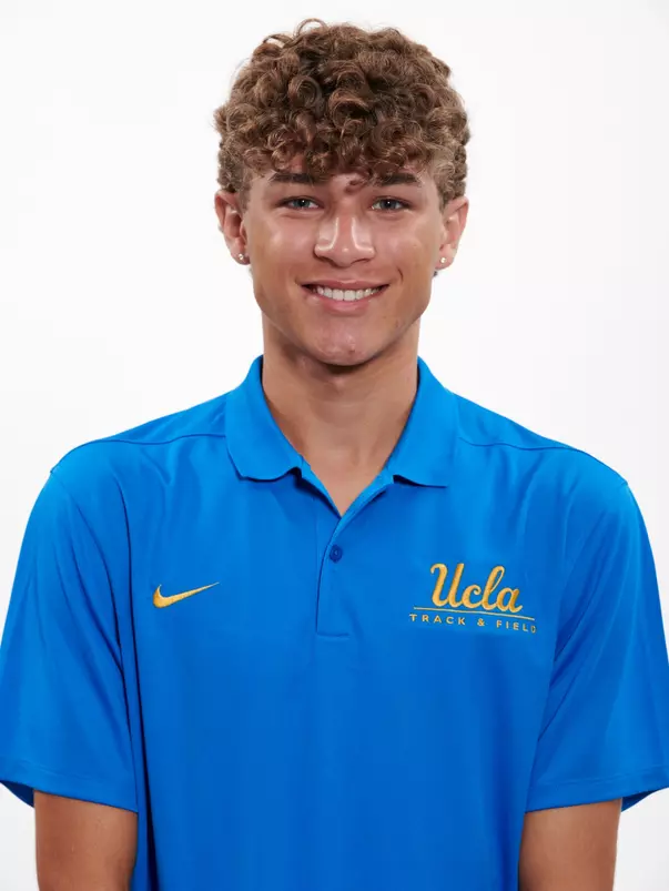 Yan Vazquez 2022-23 Head Shot