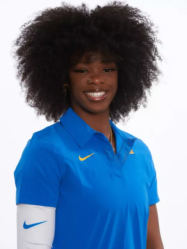 Chinyere Okoro Headshot