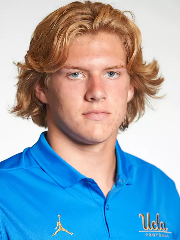 Carson Schwesinger 2022