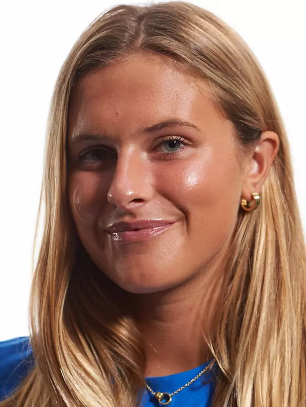 UCLA Athletics - 2022-2023 UCLA Swimming and Diving media day, portraits and team photos, UCLA, Los Angeles, CA.September 7th, 2022Copyright  Don Liebig/ASUCLADix_Riley_009.NEF