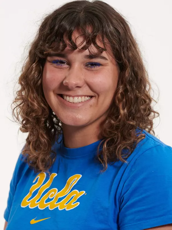 UCLA Athletics - 2023 UCLA Women's Water Polo Media Day portraits, UCLA, Los Angeles, CA.
November 22nd, 2022
Copyright Don Liebig/ASUCLA
Gazzaniga_Izzy_002.NEF