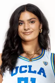 Lauren Betts_2023-24 Headshot