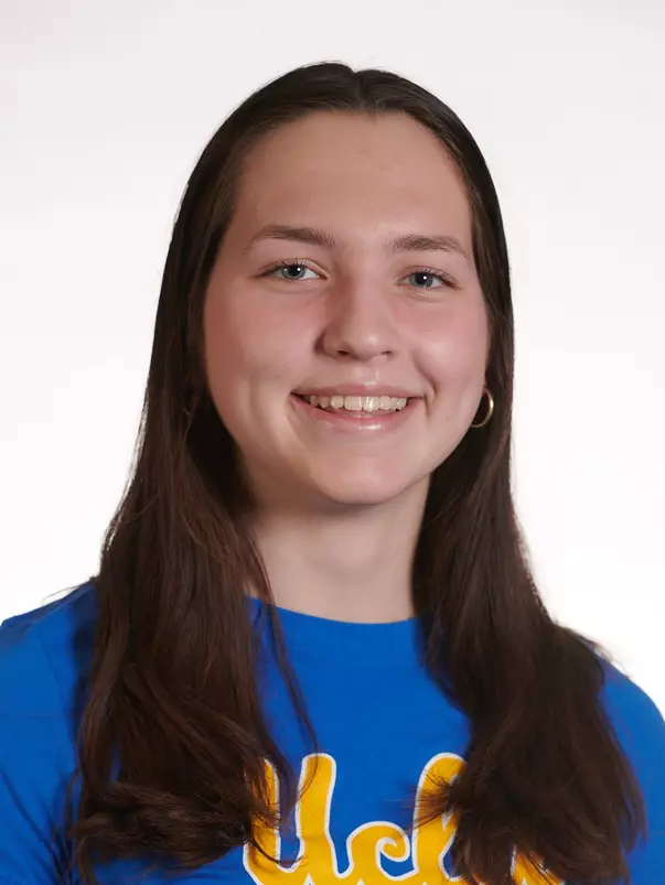 Andrea Djuric, headshot