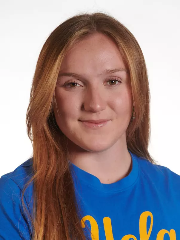 Emma McDonald, headshot