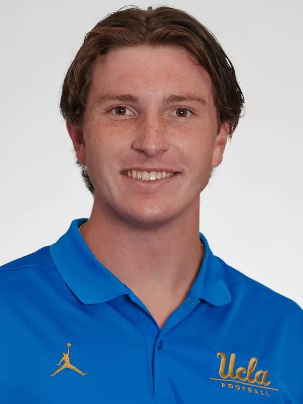UCLA Athletics - 2023 UCLA Football student athlete portraits, UCLA, Los Angeles, CA.
July 18th and 19th, 2023
Copyright Don Liebig/ASUCLA
Barry_Chase_008.NEF