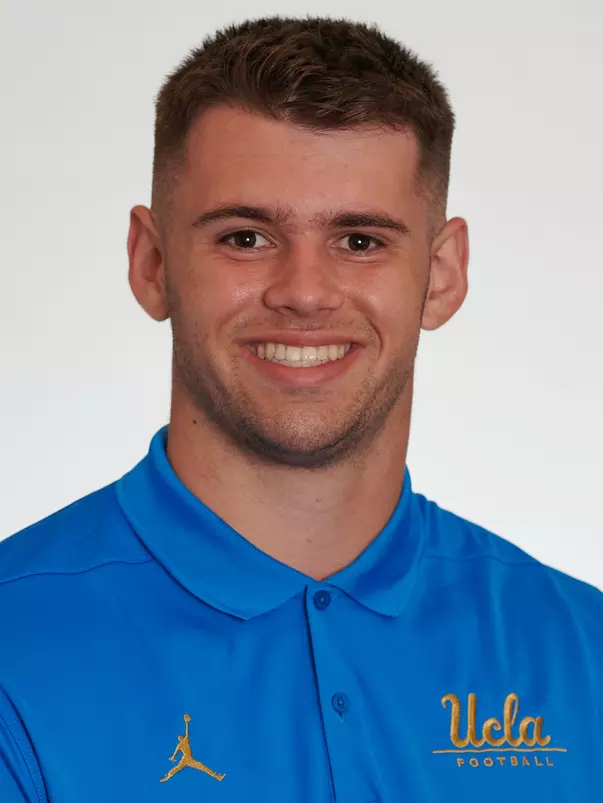 UCLA Athletics - 2023 UCLA Football student athlete portraits, UCLA, Los Angeles, CA.
July 18th and 19th, 2023
Copyright Don Liebig/ASUCLA
Buckey_Grant_007.NEF