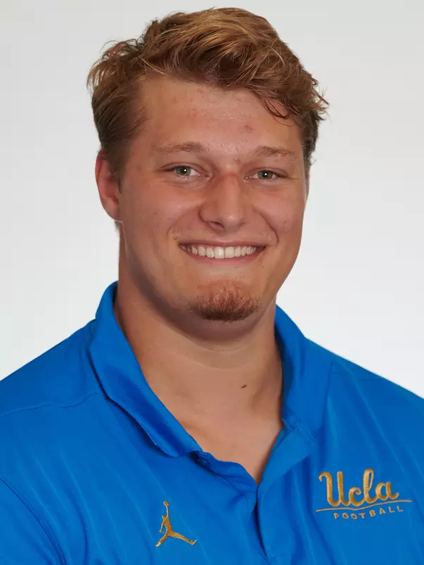 UCLA Athletics - 2023 UCLA Football student athlete portraits, UCLA, Los Angeles, CA.
July 18th and 19th, 2023
Copyright Don Liebig/ASUCLA
Fina_Bruno_005.NEF