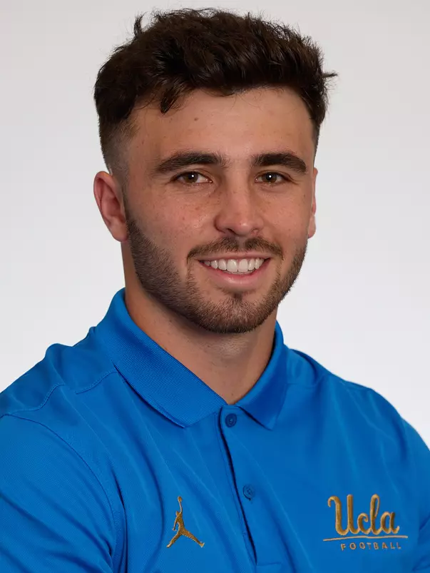 UCLA Athletics - 2023 UCLA Football student athlete portraits, UCLA, Los Angeles, CA.
July 18th and 19th, 2023
Copyright Don Liebig/ASUCLA
Libenson_Ari_004.CR3