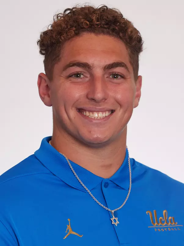 UCLA Athletics - 2023 UCLA Football student athlete portraits, UCLA, Los Angeles, CA.
July 18th and 19th, 2023
Copyright Don Liebig/ASUCLA
Magna_Dovid_003.CR3