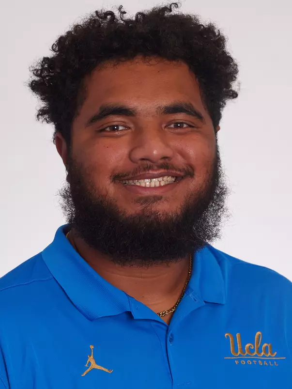 UCLA Athletics - 2023 UCLA Football student athlete portraits, UCLA, Los Angeles, CA.
July 18th and 19th, 2023
Copyright Don Liebig/ASUCLA
Pulealii_Noah_003.CR3